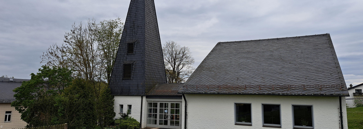 tauperlitz_erloeserkirche